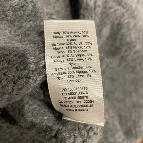 Aritizia Wilfred Free Lolan Sweater NWT - Picture 3 of 3